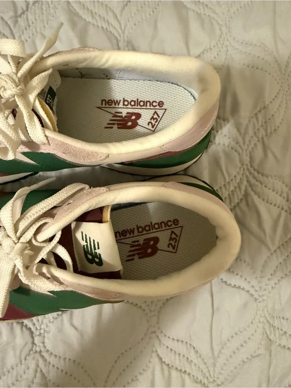 New Balance 237 Sneakers Womens 8.5 Burgundy Green Retro Colorblock WS237DP